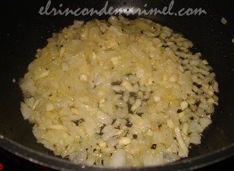 sofrito de ajo y cebolla