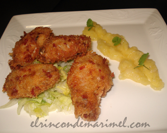 alitas de pollo marinadas con chutney de mango