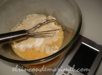 masa para pan exprés en el microondas