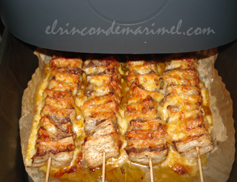 brochetas de kebab en airfryer