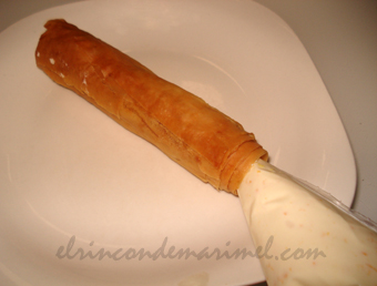 canutillos rellenos de ricotta con naranja