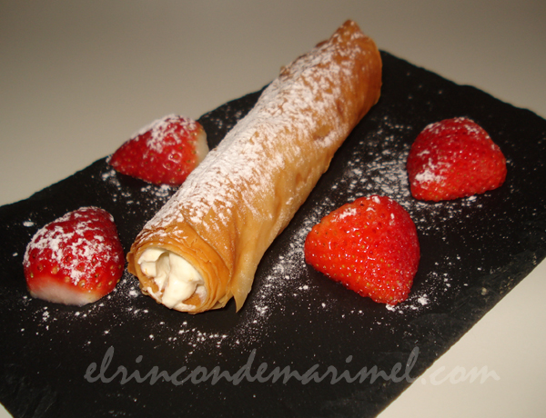 canutillos rellenos de ricotta con naranja