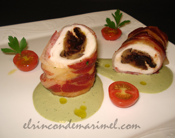 involtini de pollo con berenjena mozarella en salsa de pesto
