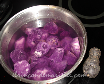 cocer patata violeta