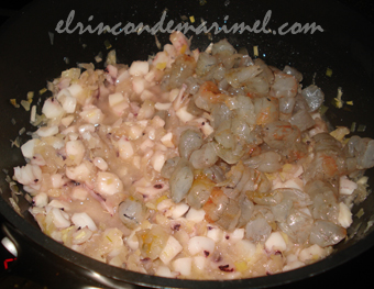 relleno de calamar y langostinos