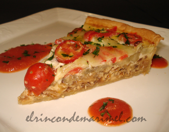 quiche de berenjenas, tomates y cebolla caramelizada