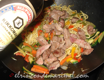 wok de verduras y carne