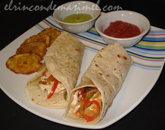 burritos mexicanos de pollo