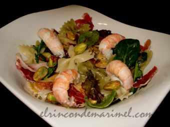 ensalada de pasta con vinagreta de melón