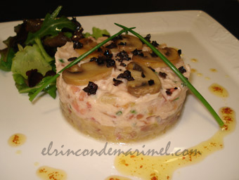 Pastel de bonito con crema de plátano